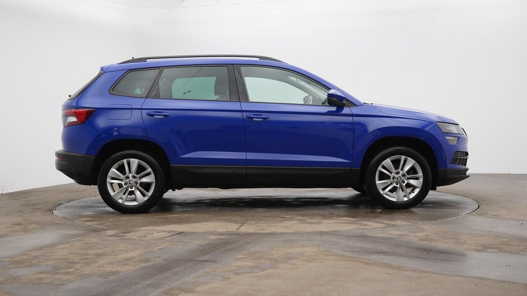 SKODA Karoq SUV 1.0 TSI (110ps) SE Technology