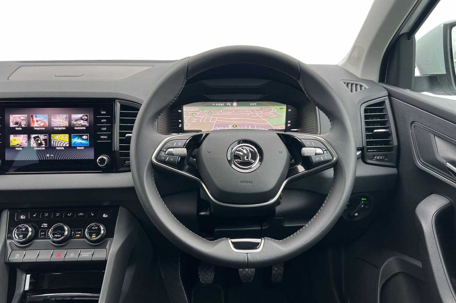 SKODA Karoq SUV 1.0 TSI (116ps) SE Drive