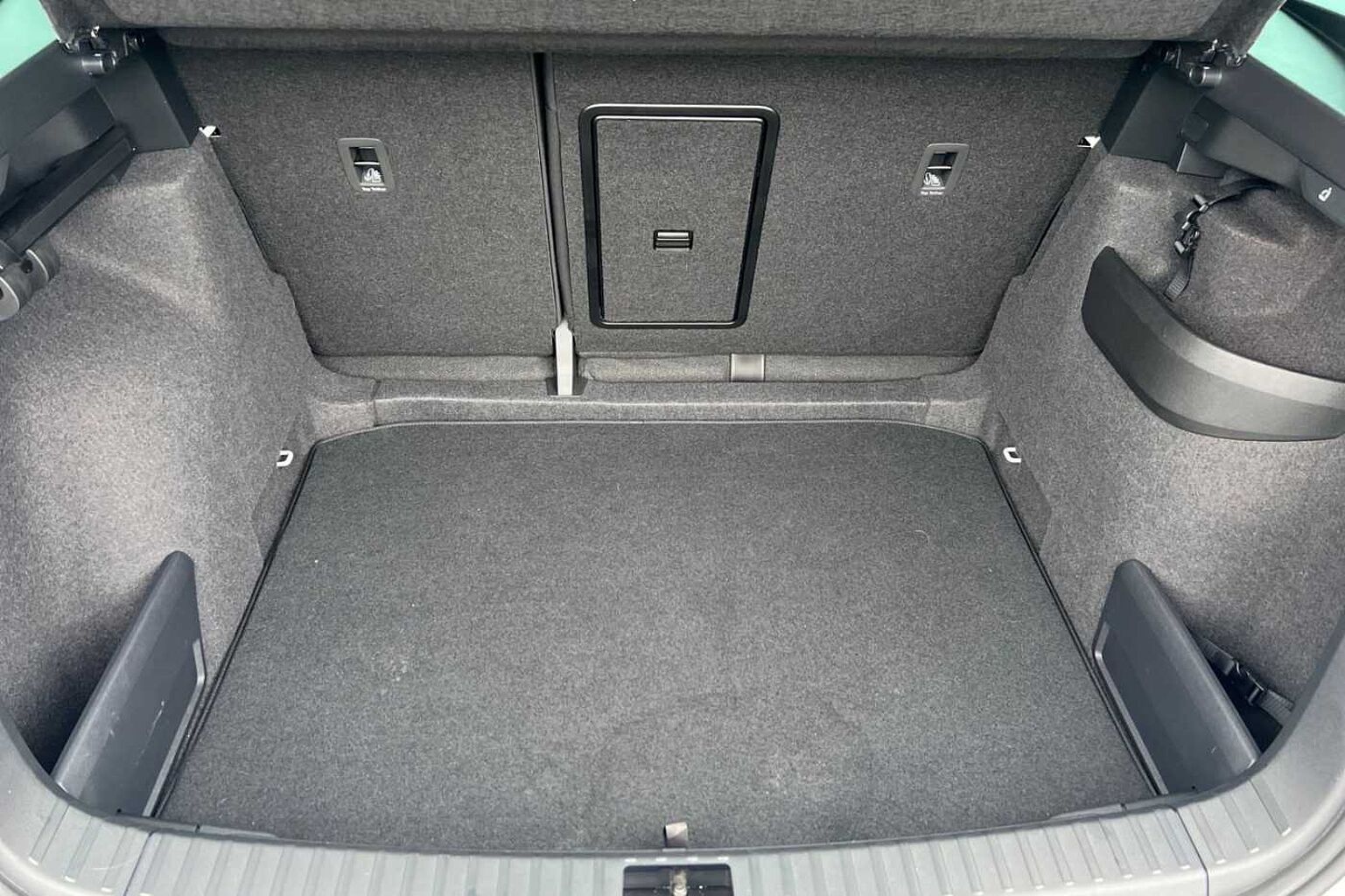 SKODA Karoq SUV 1.0 TSI (116ps) SE Drive