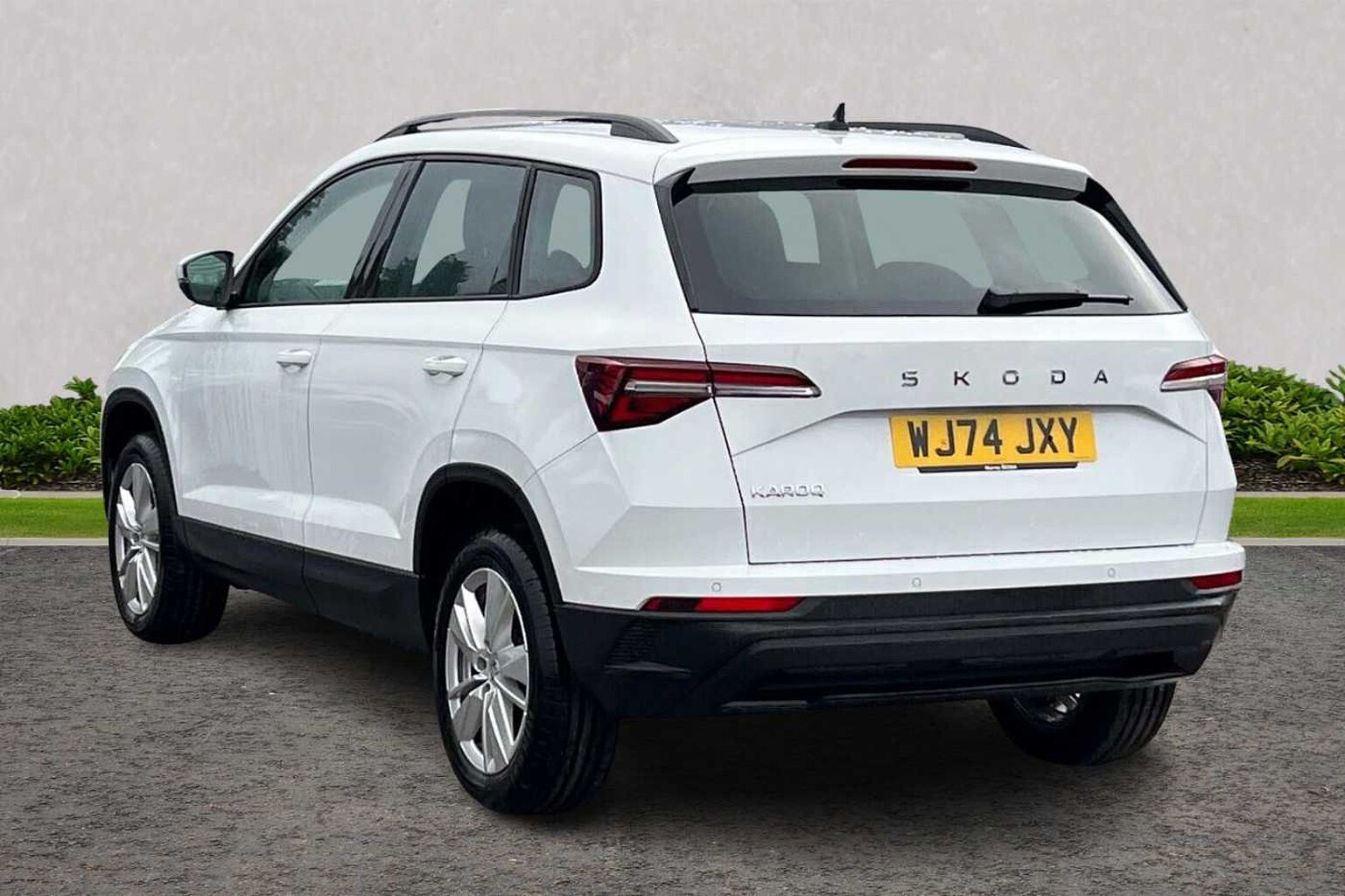 SKODA Karoq SUV 1.0 TSI (116ps) SE Drive