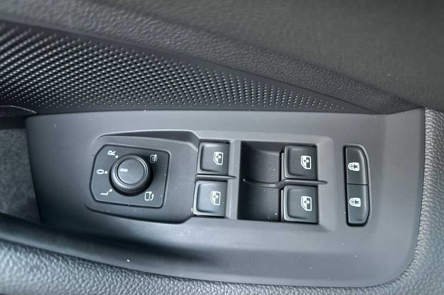 SKODA Superb 2.0TDI (193ps) 4X4 Laurin & Klement DSG